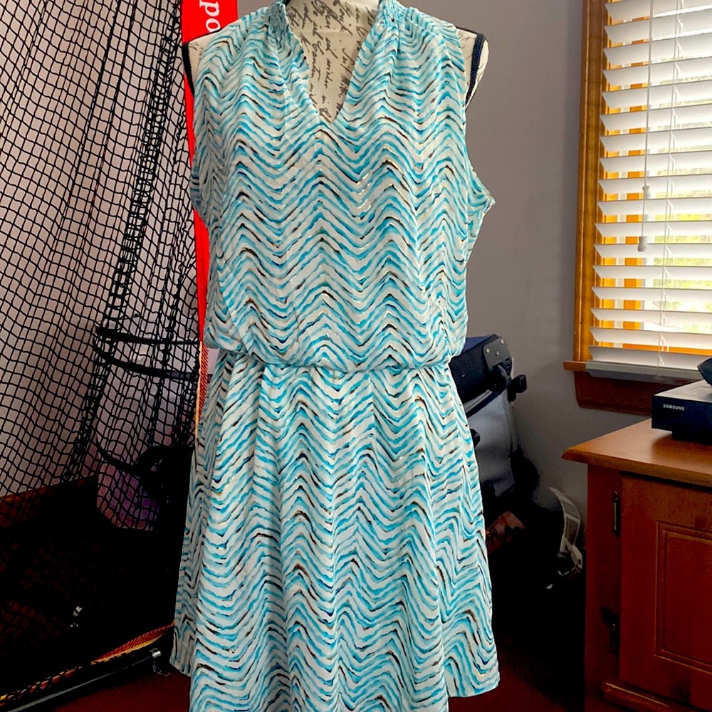 White House Black Market Blue and White Chevron Dress